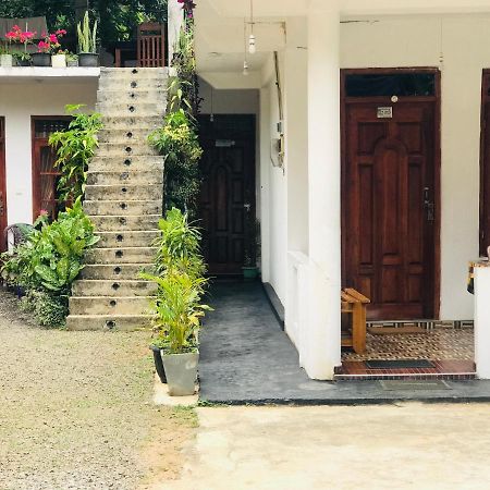 Peters Inn Ella Ngoại thất bức ảnh
