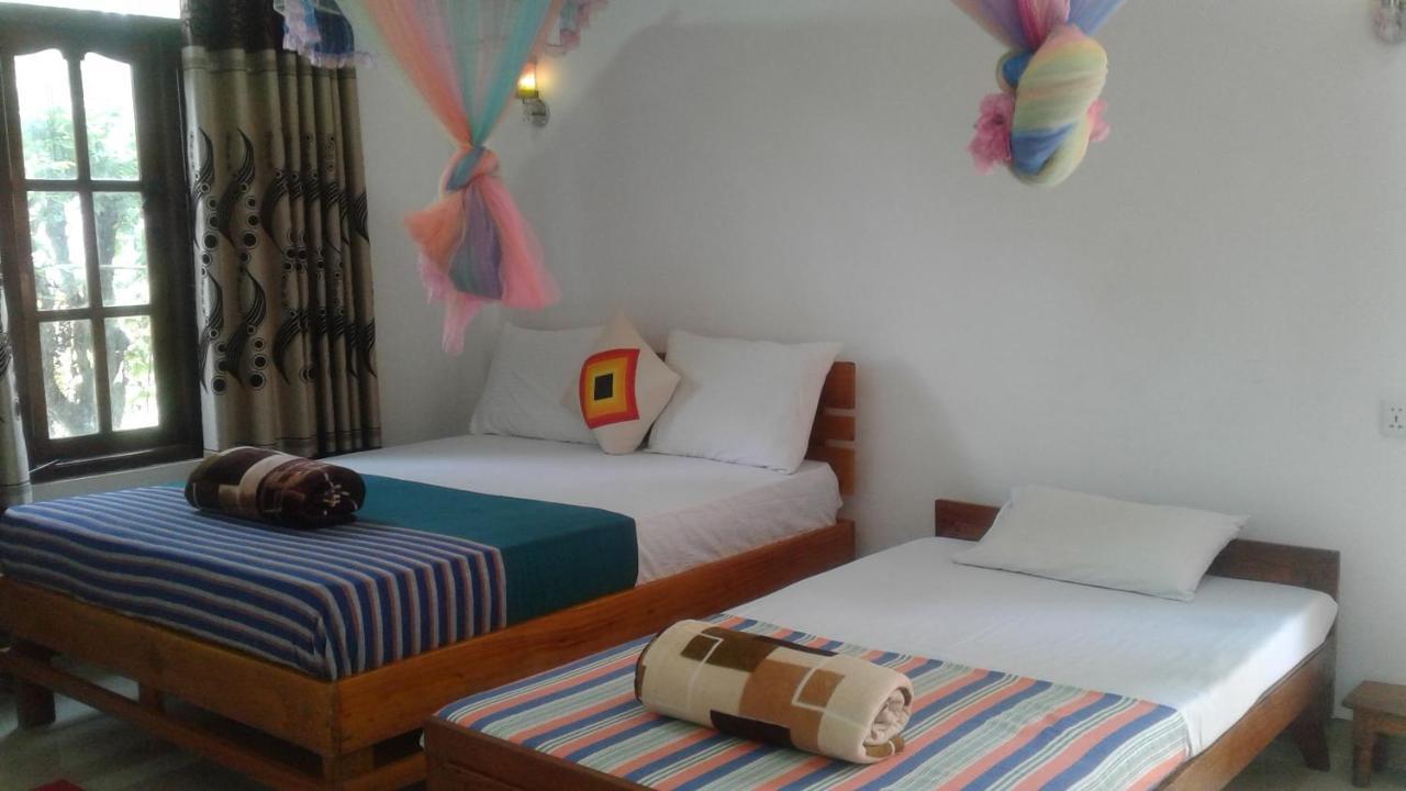 Peters Inn Ella Ngoại thất bức ảnh