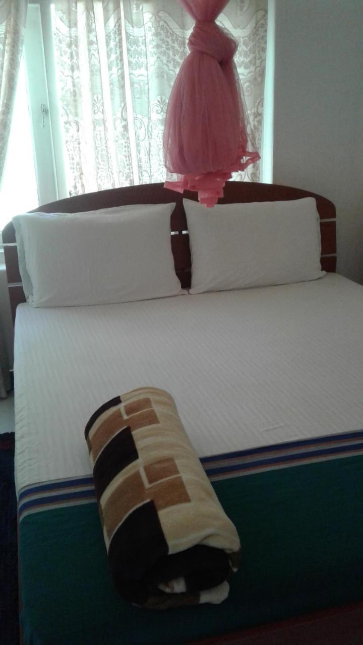 Peters Inn Ella Ngoại thất bức ảnh