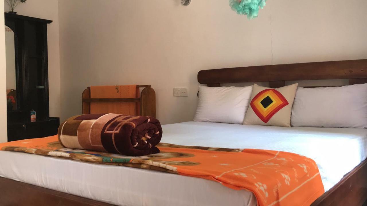 Peters Inn Ella Ngoại thất bức ảnh